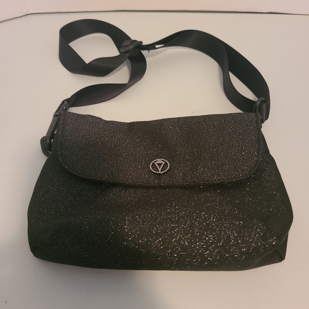 Ivivva by Lululemon Wear Ever You Go Bag Black Sparkly